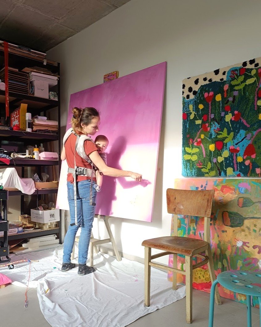 Rozpracovaný abstraktní obraz na plátně Rozpracovaný abstraktní obraz na plátně