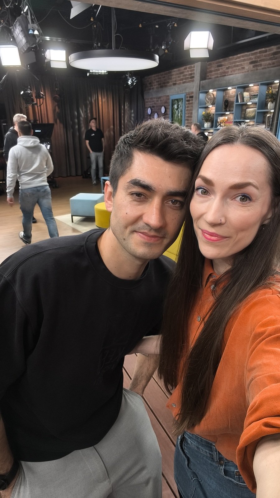 Simona Vojtěšková s manželem architektem Jiřím Vojtěškem ve studiu