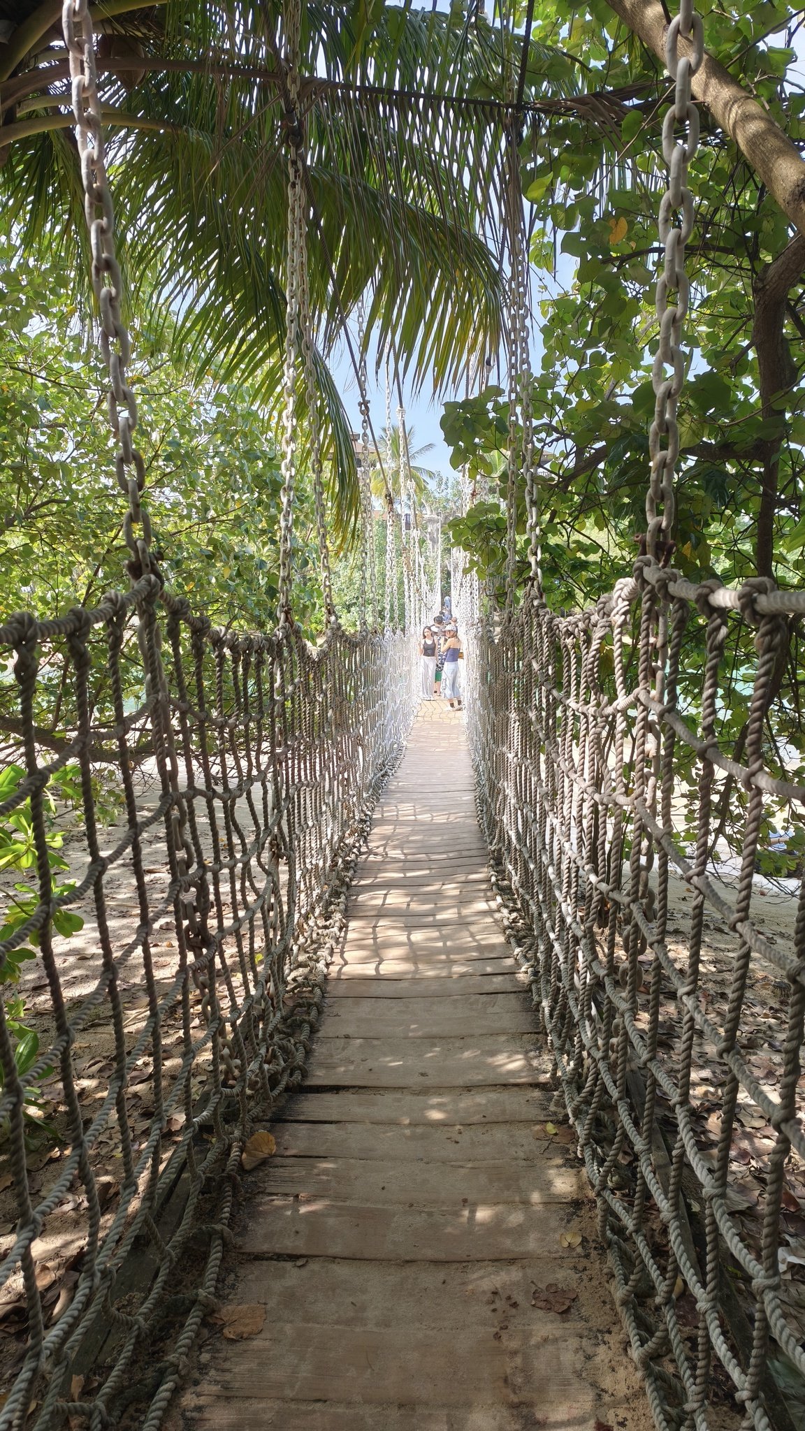 Visutý most vedoucí k Southernmost Point of Continental Asia na Sentose