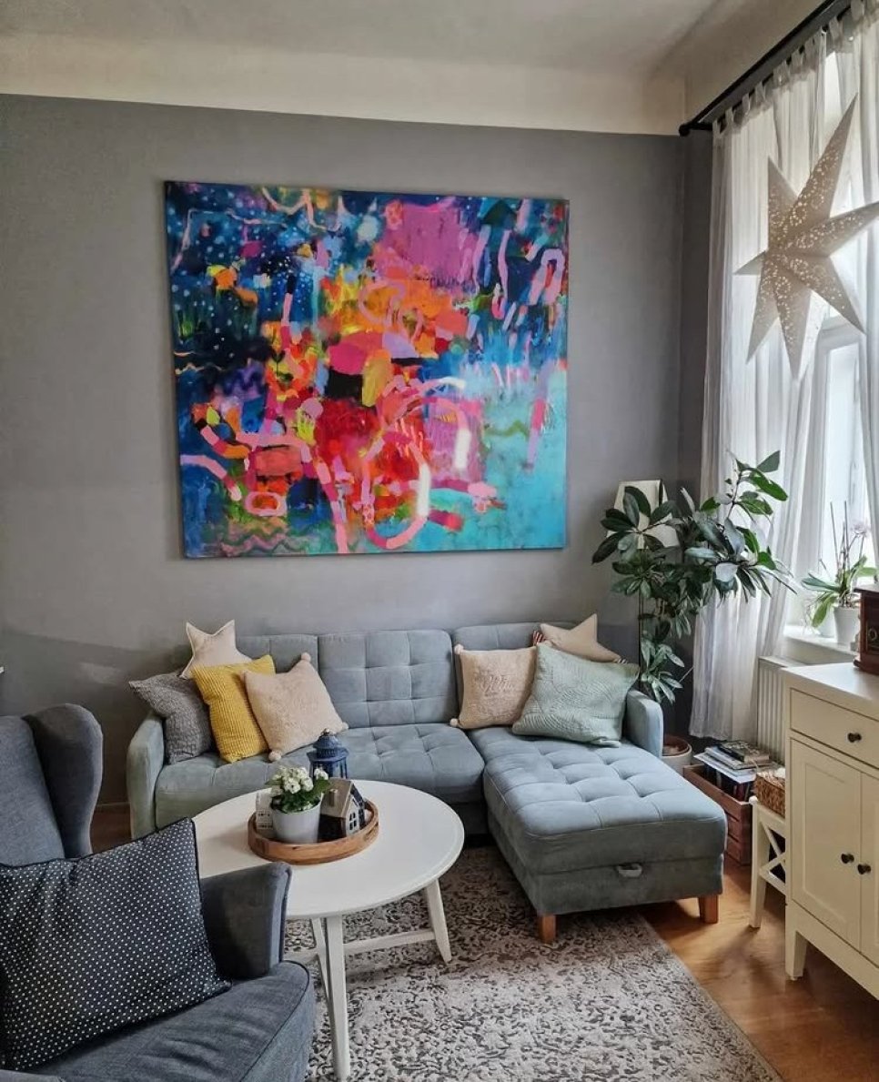 Large Painting, Small Apartment? Why You Don’t Need to Worry